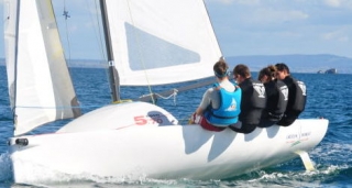  Descubrimiento abierto en Escuela de náutica en Finisterre 